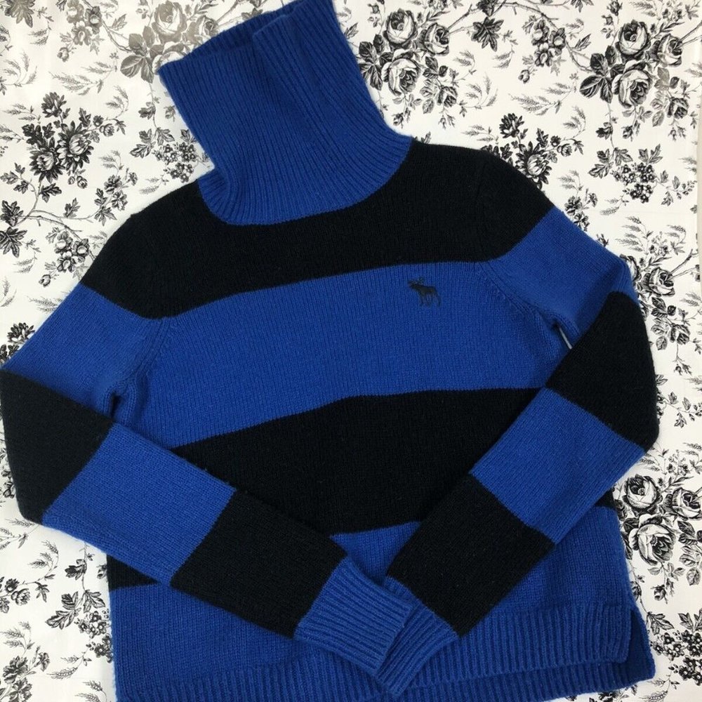 Abercrombie & Fitch Women’s Wool Turtleneck Cropped Sweater sz XS